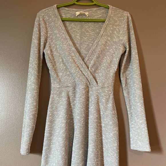 Urban Outfitters Grey Dress - Picture 1 of 4
